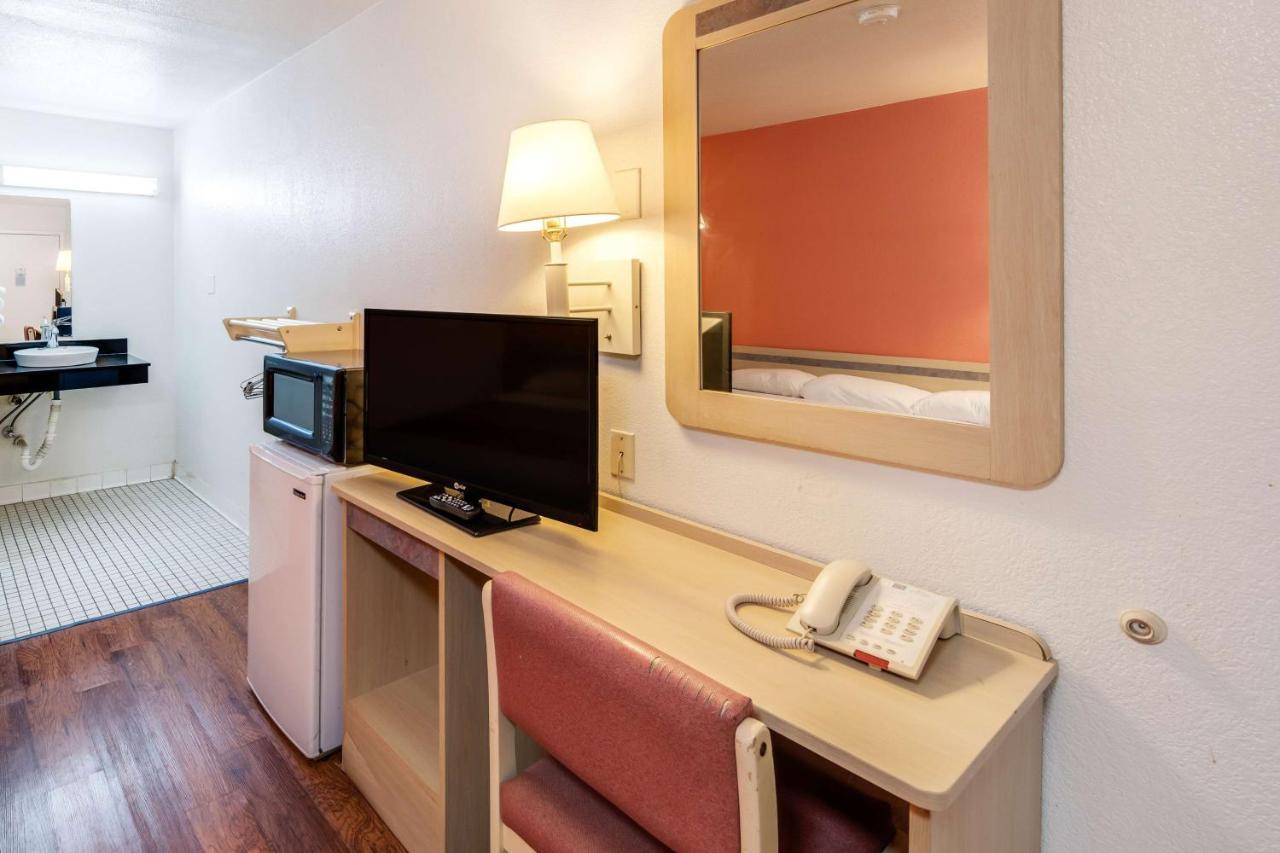 Motel 6-Greenville, Tx 外观 照片