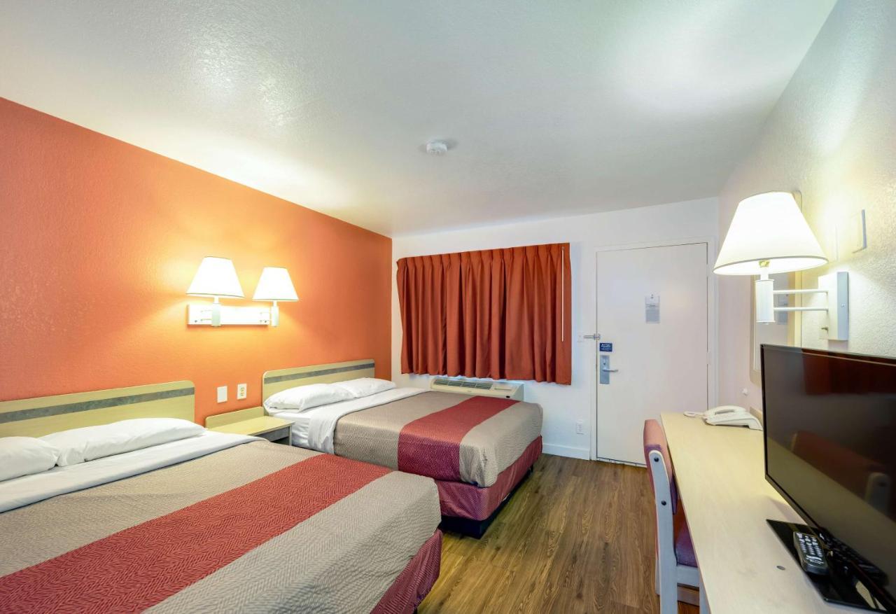 Motel 6-Greenville, Tx 外观 照片